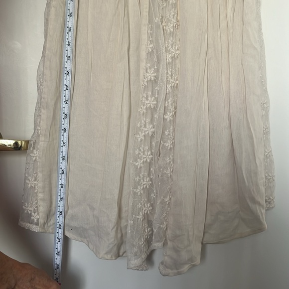 abercrombie and fitch mini flowly dress lace size X small lace - Picture 8 of 8